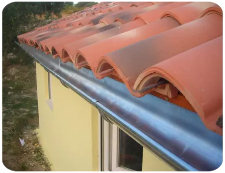 Couvreur pose de gouttière à Barbezieux-Saint-Hilaire